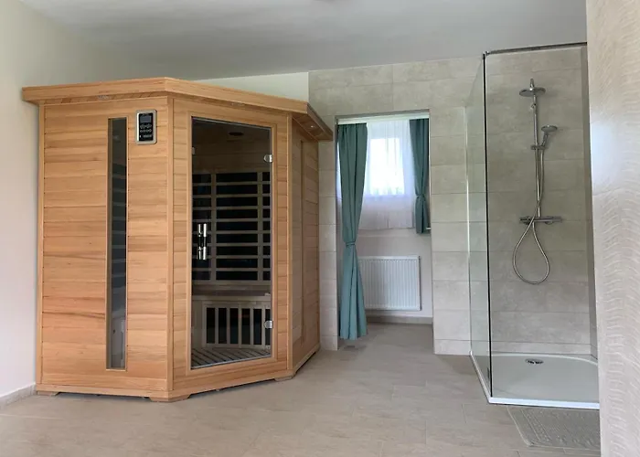 Rondine Vendeghaz Tilaj 招待所 *