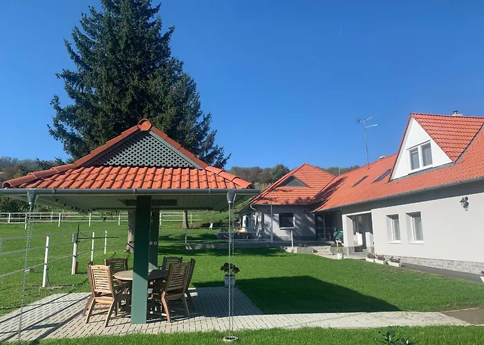 Rondine Vendeghaz Tilaj * Tilajujhegy