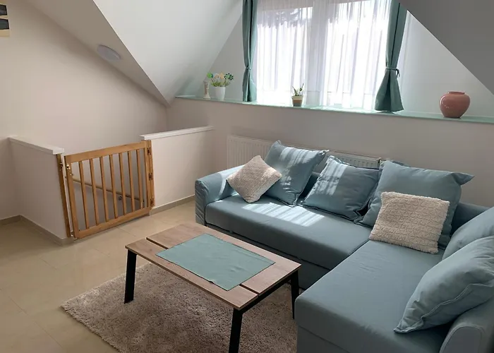 Rondine Vendeghaz Tilaj *